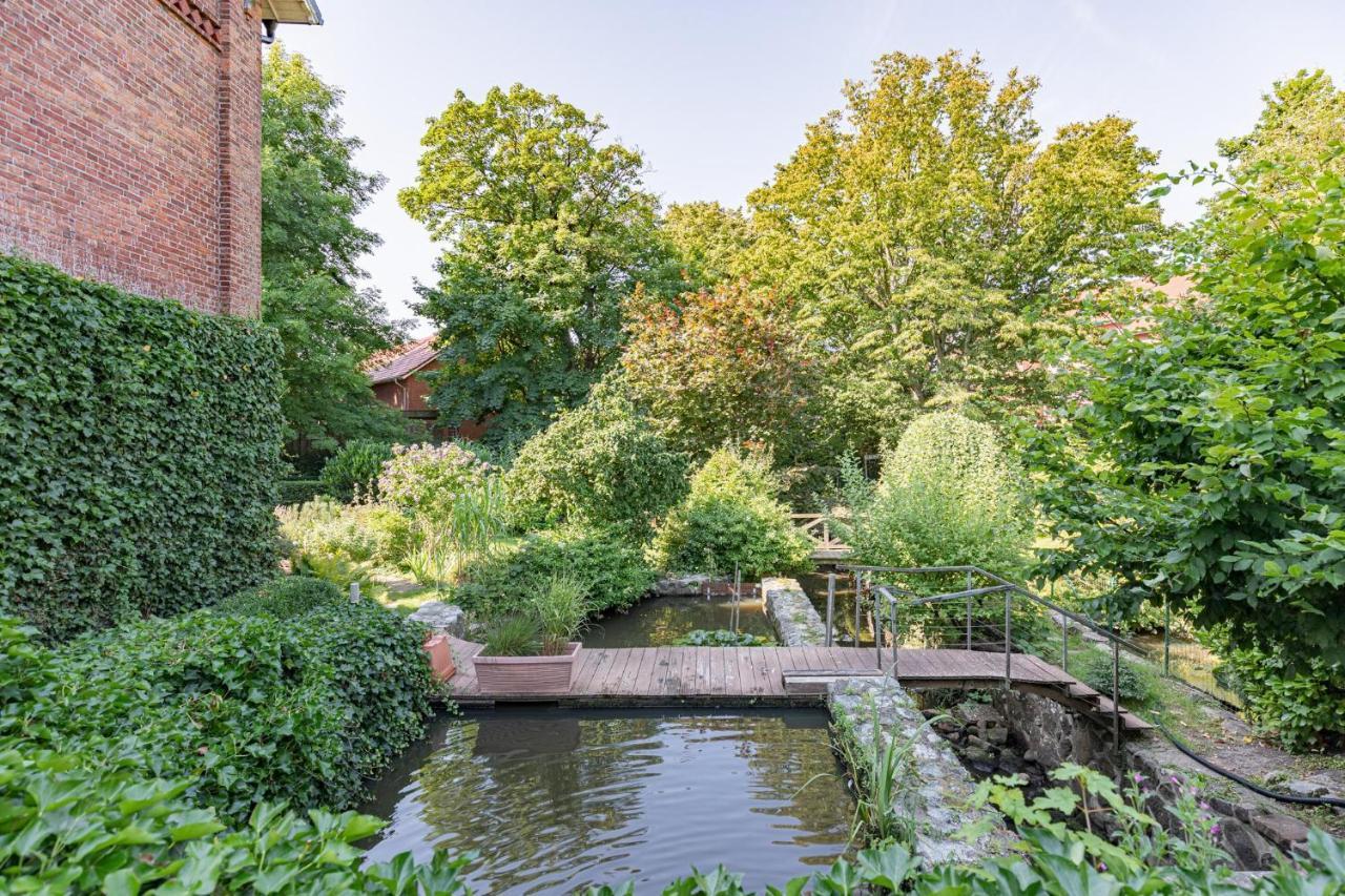 Alte Wassermuehle Am Bach Bredstedt Exterior foto